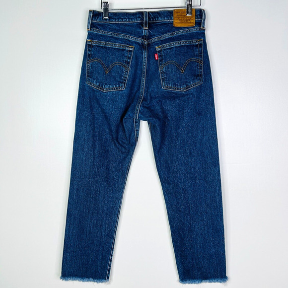 Levi's Wedgie Straight Raw Hem Button Fly Size 28 - Picture 2 of 8